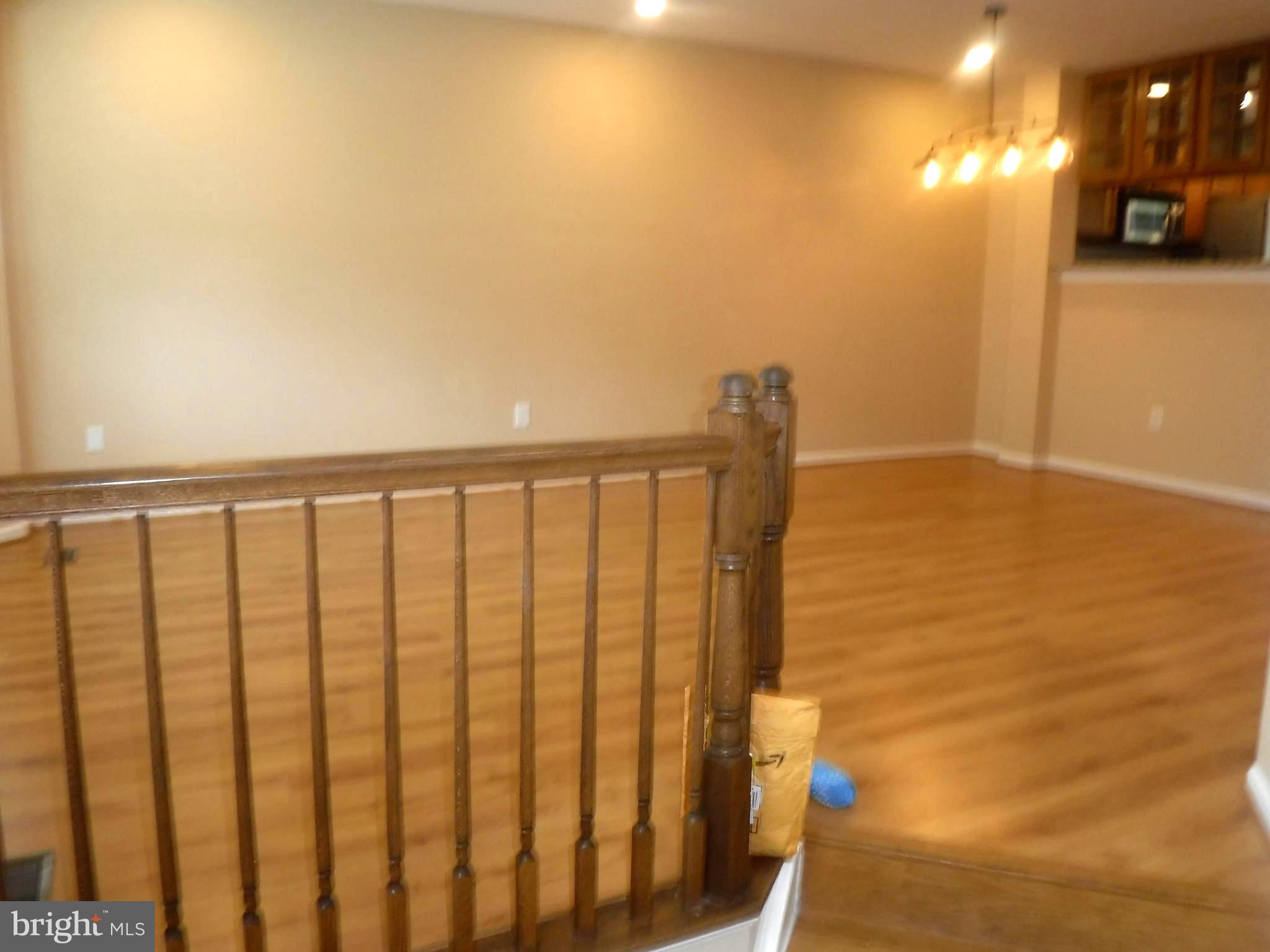 8714 Wadebrook Terrace Springfield, VA 22153 - Photo 8 of 35 Living Area-Main Level