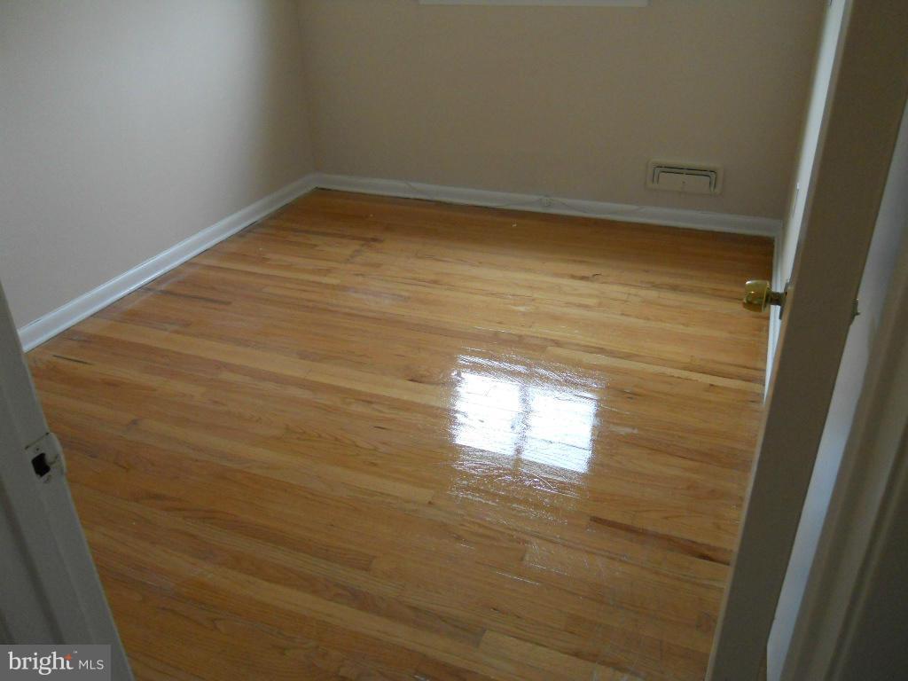 819 Hopewood Road Pikesville, MD 21208 - Photo 22 of 22 Bedroom