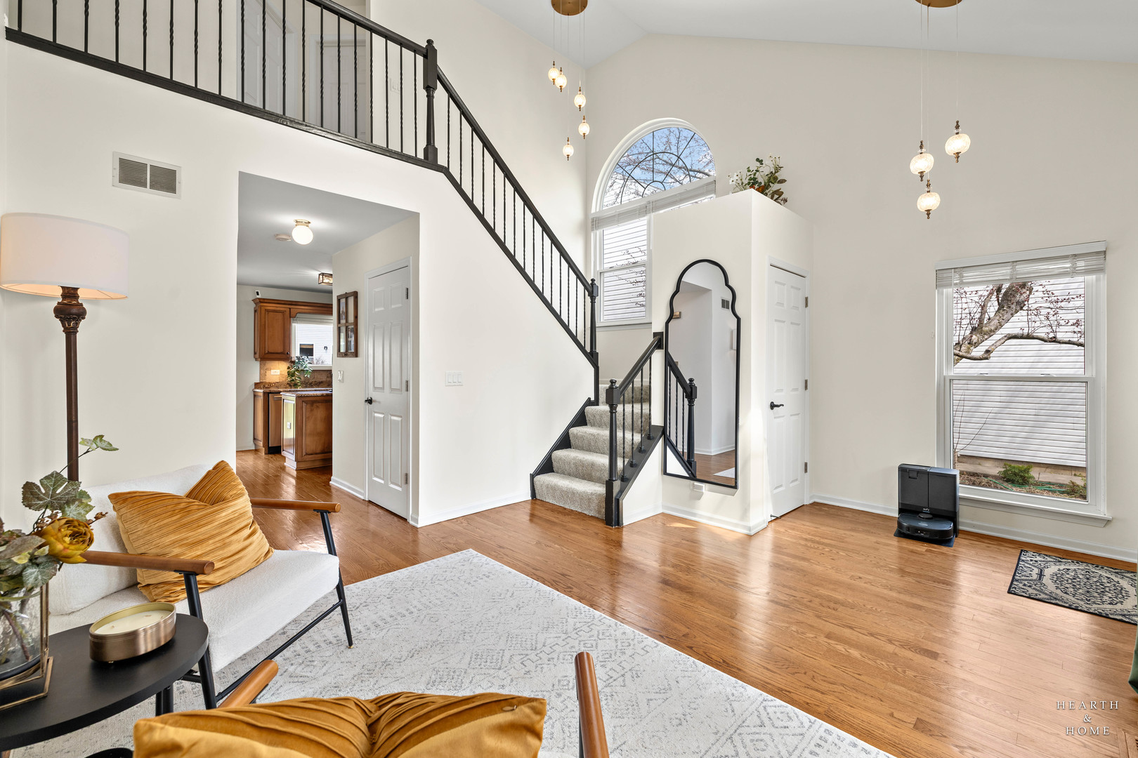 5515 Chancery Way Lake In The Hills, IL 60156 - Photo 4 of 30