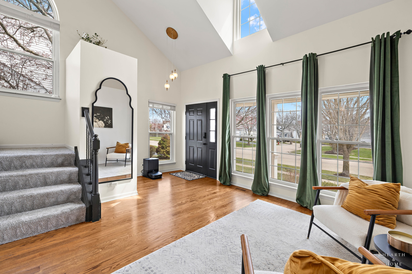 5515 Chancery Way Lake In The Hills, IL 60156 - Photo 5 of 30