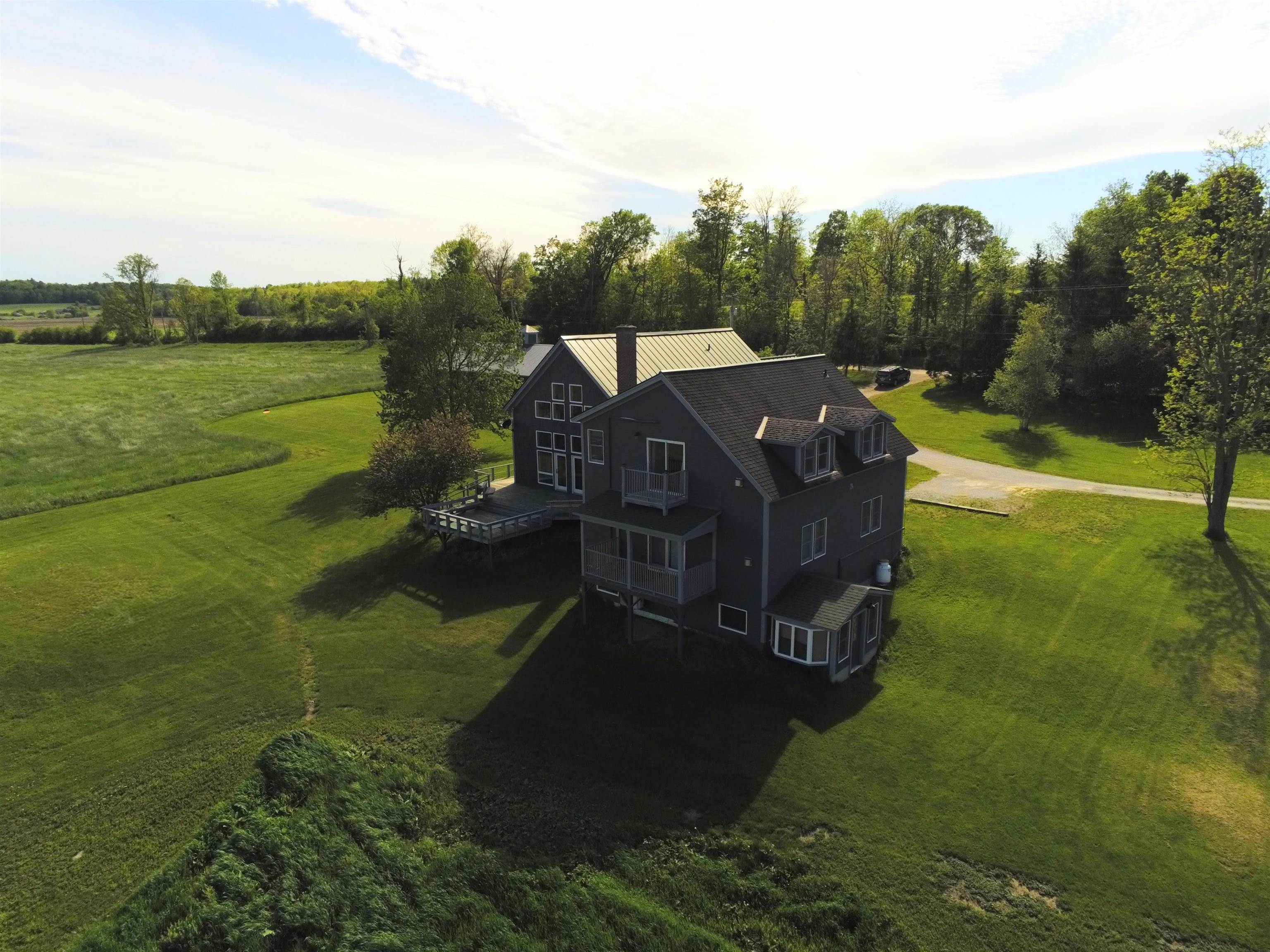 2112 Middle Road Salisbury, VT 05769 - Photo 6 of 56