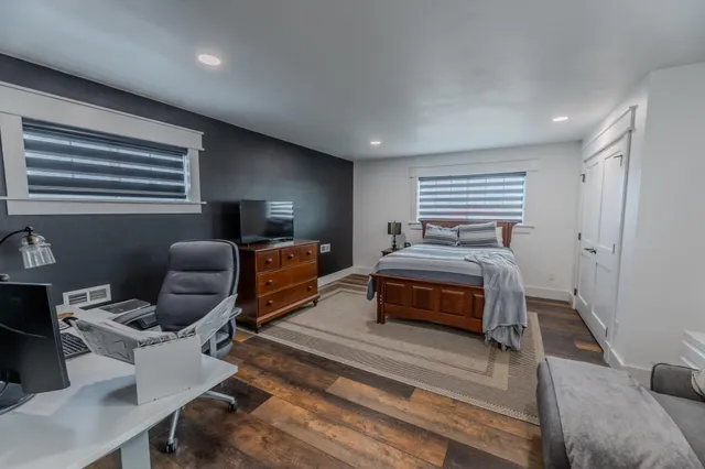 $899,900 | 898 60th Avenue, Beaver Creek, MN 56116