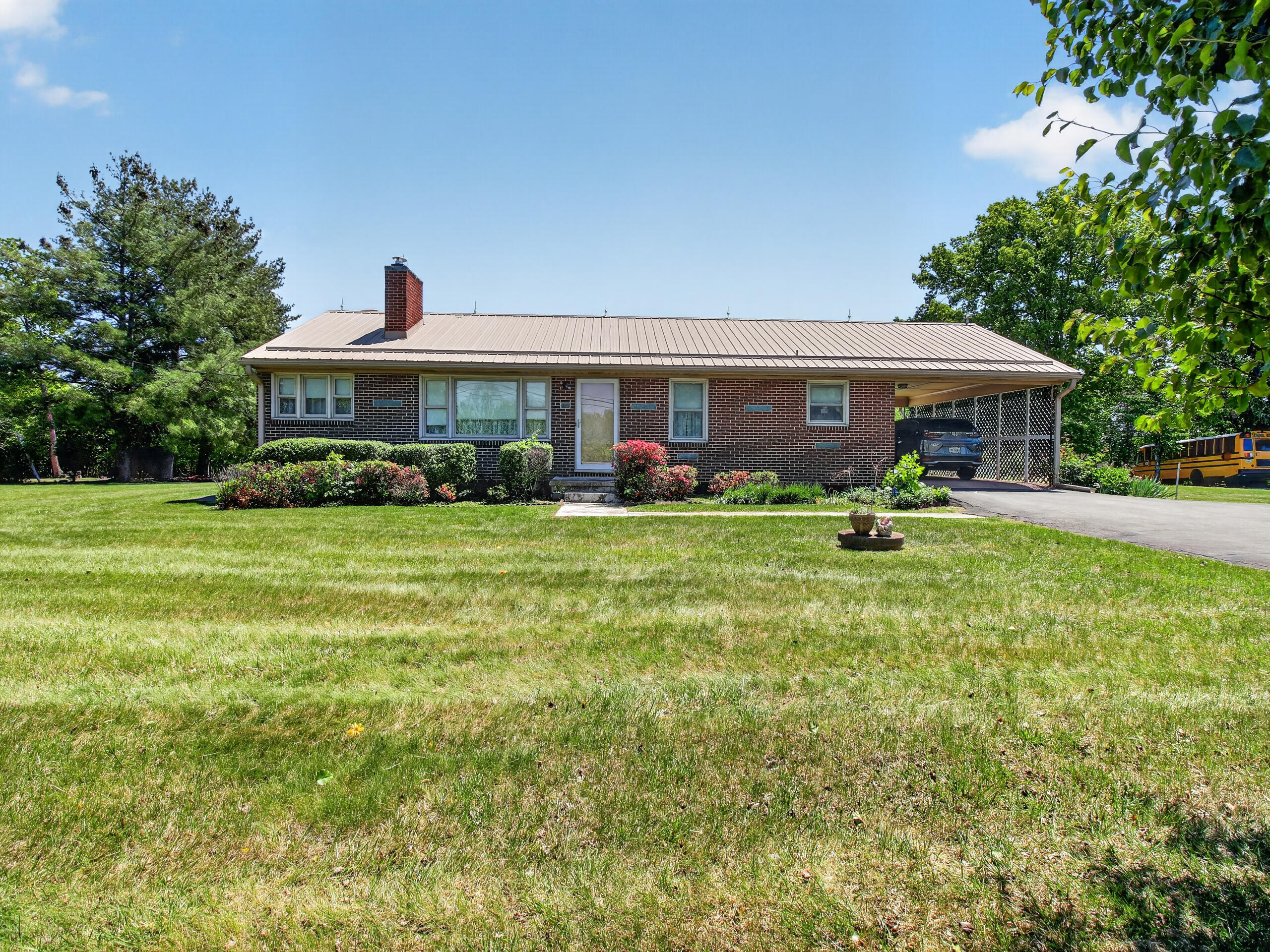 3191 Wards Road Altavista, VA 24517 - Photo 2 of 45 IMG_6166