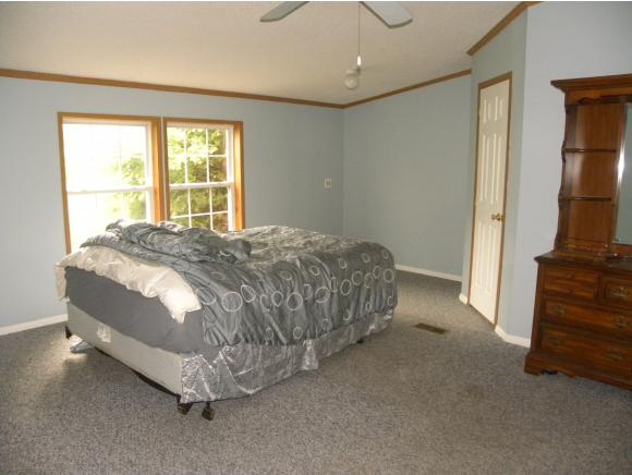 96 Clifford Field Road Sheffield, VT 05866 - Photo 5 of 20 Gallery Image 5