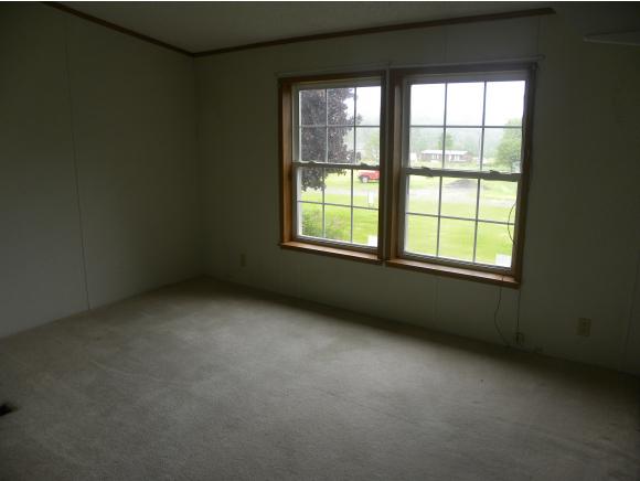 96 Clifford Field Road Sheffield, VT 05866 - Photo 10 of 20 Gallery Image 10