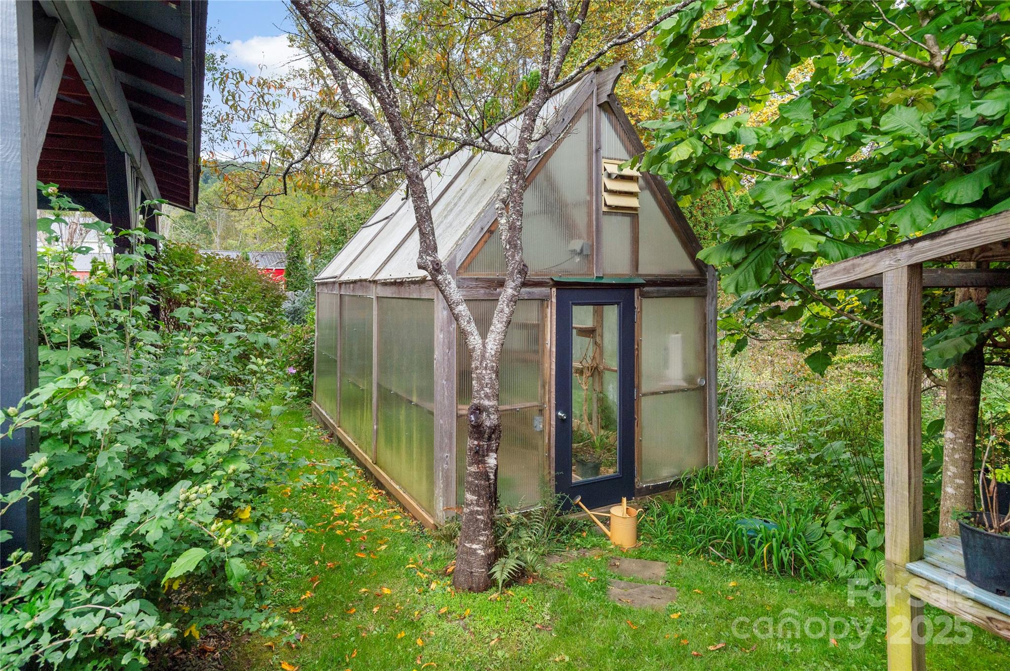 528 Padgettown Road Black Mountain, NC 28711 - Photo 33 of 43 front view of a house with a yard