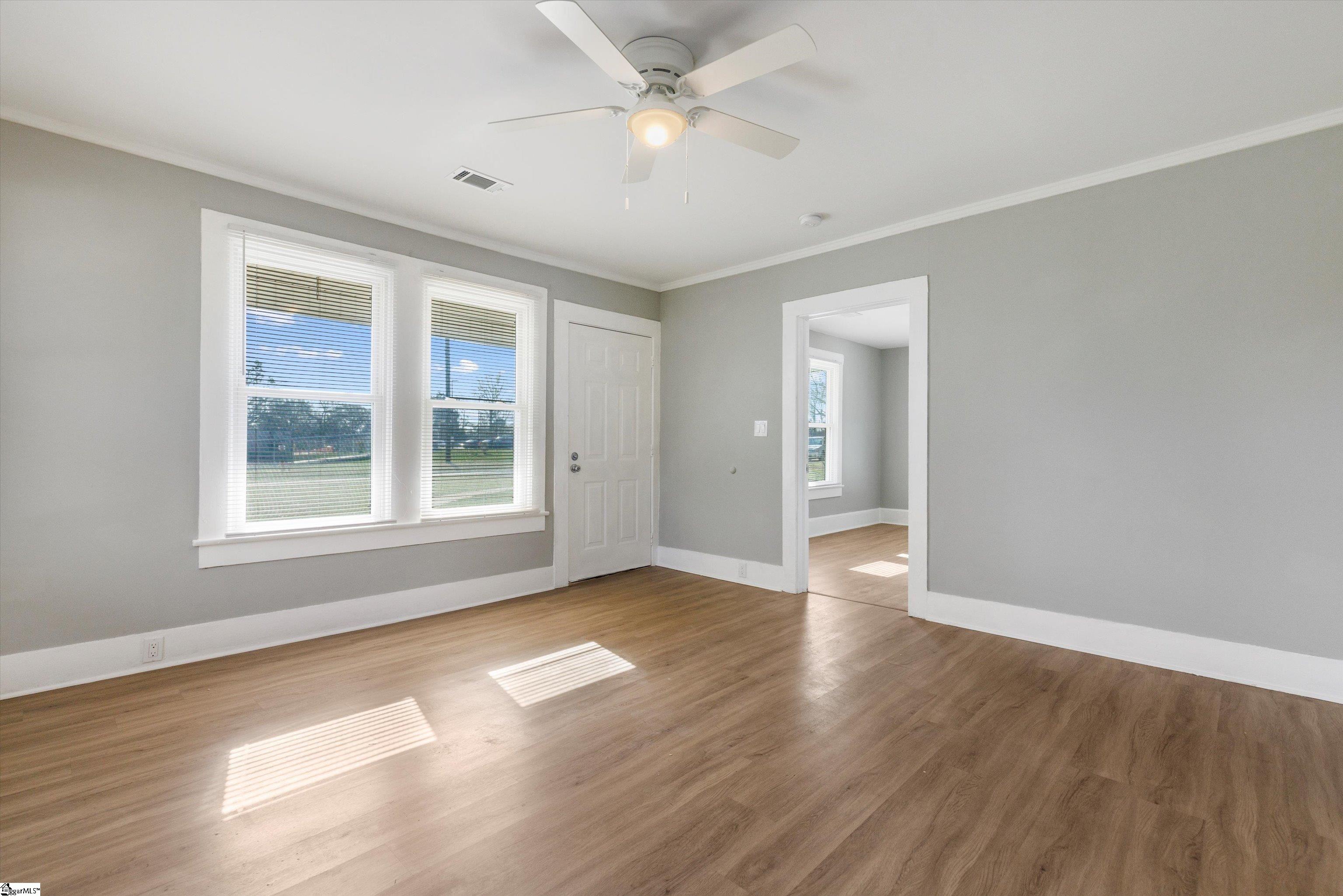 241 Old Converse Road Spartanburg, SC 29307 - Photo 8 of 29 Gallery Image 8