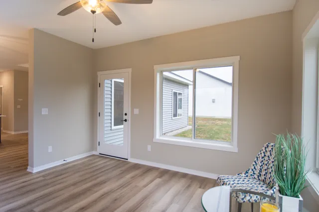 $428,000 | 870 Bucknell Lane Southeast, Stewartville, MN 55976