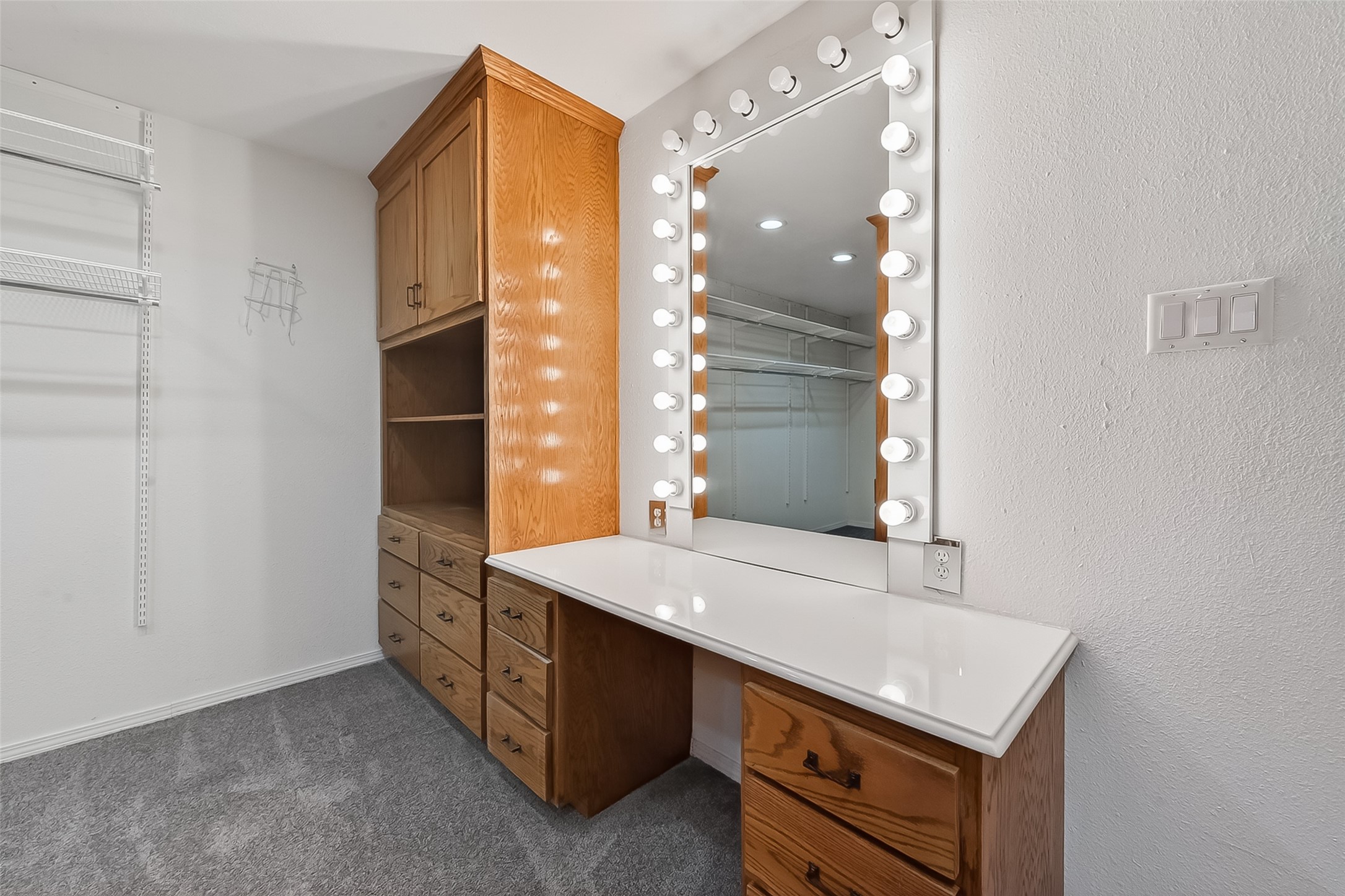 16219 Amcreek Road Houston, TX 77068 - Photo 19 of 34 Closet