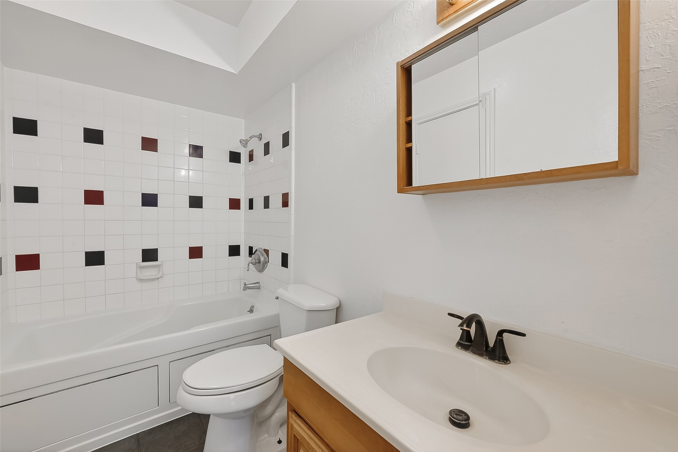 16219 Amcreek Road Houston, TX 77068 - Photo 24 of 34 Full Bath 1