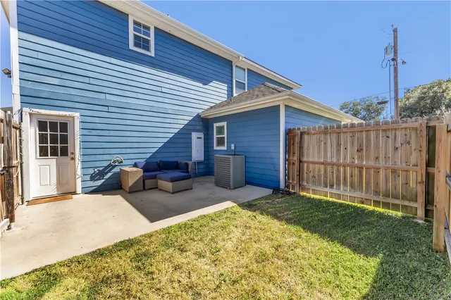 $4,250 | 117 Sterling Street, College Station, TX 77840