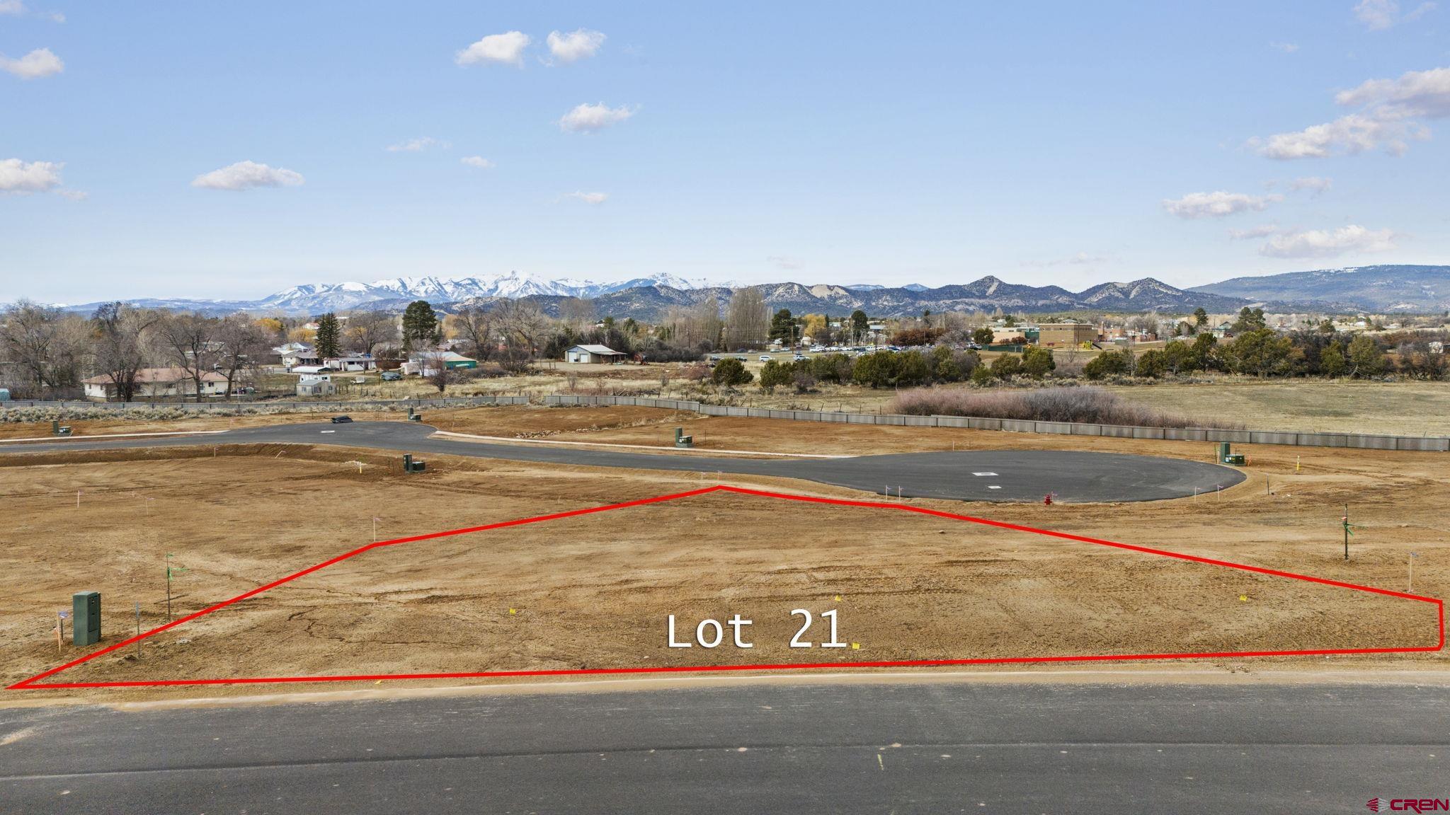 154 Cielo Way Durango, CO 81303 - Photo 10 of 31 a view of an ocean and city