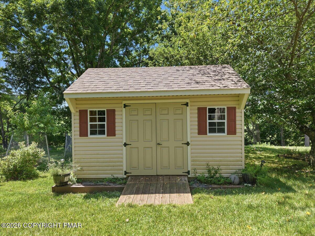 183 Chatham Hill Road Stroudsburg, PA 18360 - Photo 140 of 160 129-034_dji_fly_20260708_121142_0926_178