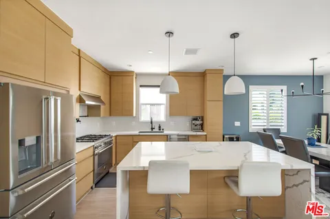 $1,494,000 | 3763 South Gramercy Place, Los Angeles, CA 90018