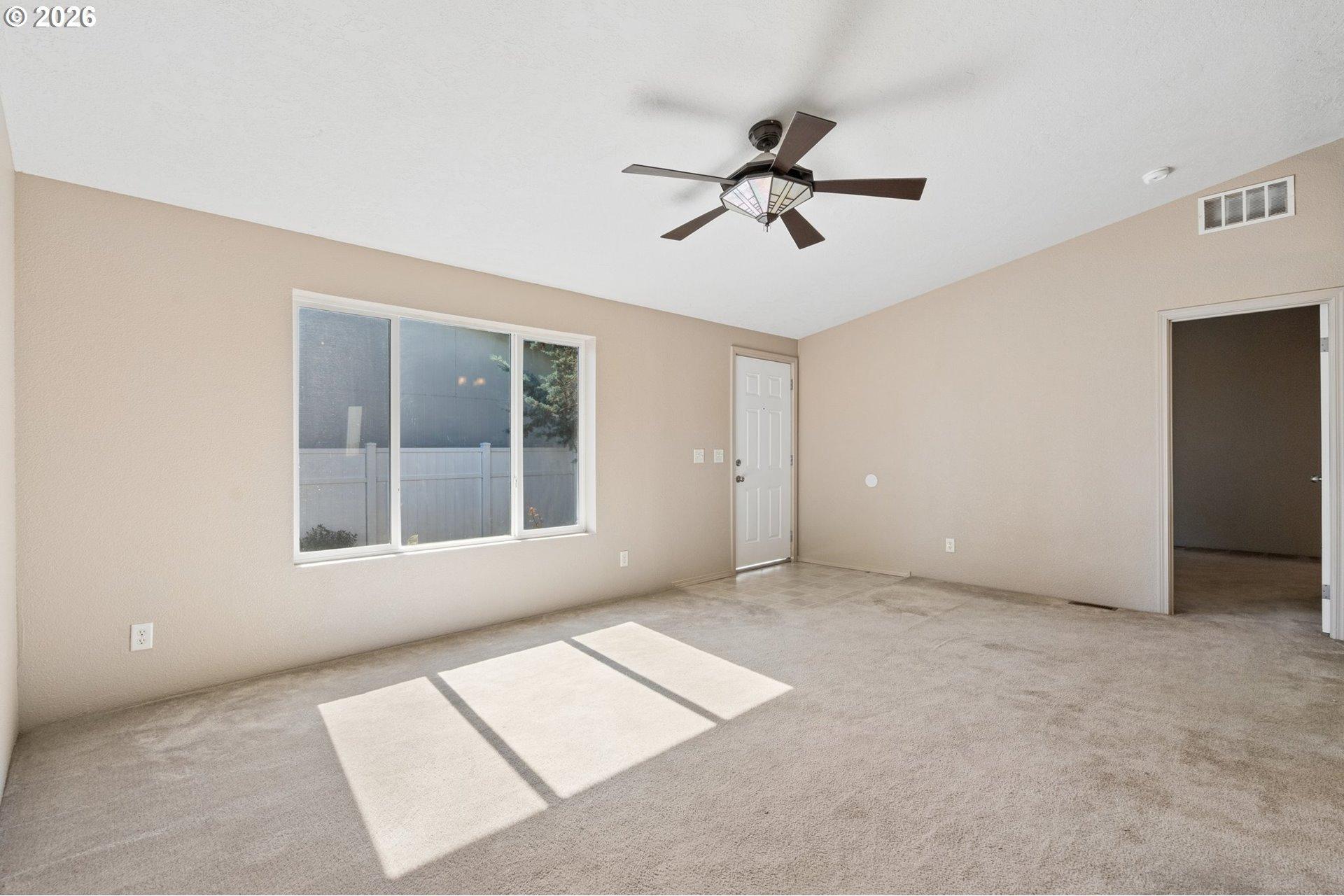 508 Madsen Loop Carlton, OR 97111 - Photo 7 of 36 Gallery Image 7