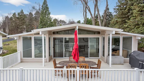 $529,900 | 11974 Bradley Drive, Jerome, MI 49249