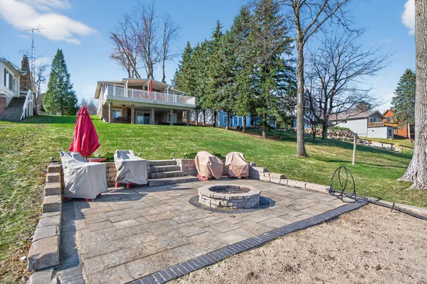 $529,900 | 11974 Bradley Drive, Jerome, MI 49249