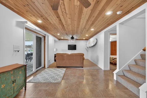 $529,900 | 11974 Bradley Drive, Jerome, MI 49249