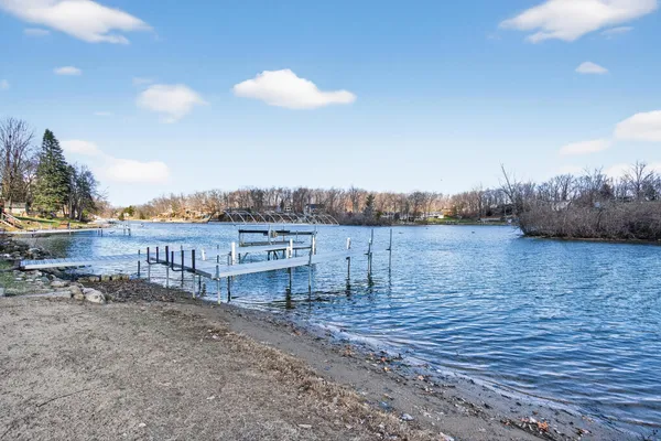 $529,900 | 11974 Bradley Drive, Jerome, MI 49249