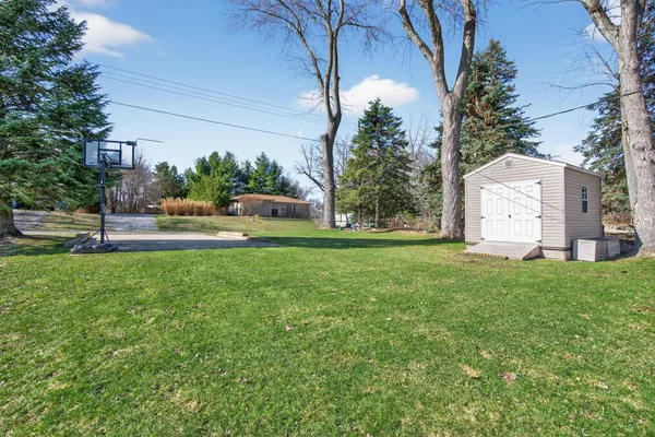 $529,900 | 11974 Bradley Drive, Jerome, MI 49249
