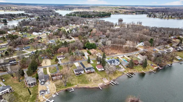 $529,900 | 11974 Bradley Drive, Jerome, MI 49249