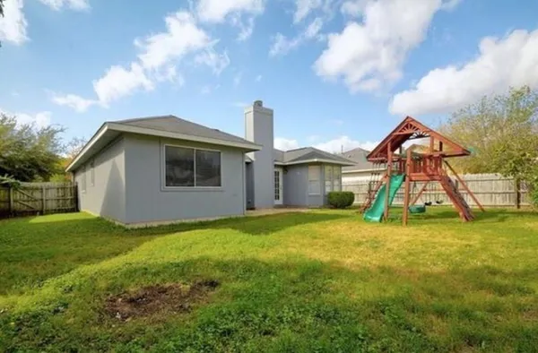 $1,995 | 351 Zebra Drive, Kyle, TX 78640