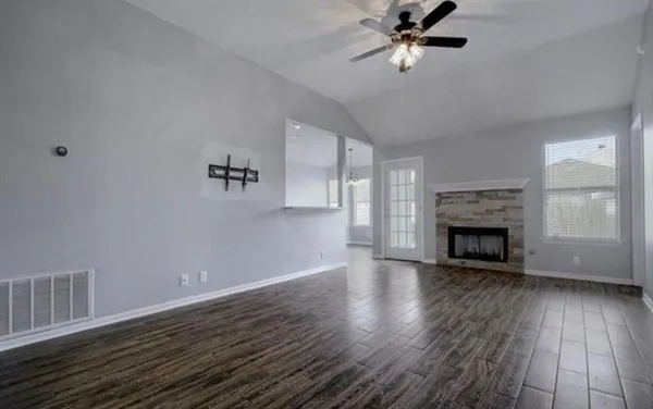 $1,995 | 351 Zebra Drive, Kyle, TX 78640