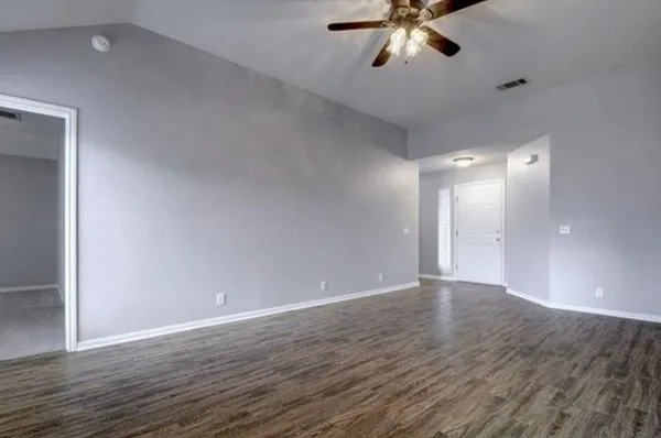 $1,995 | 351 Zebra Drive, Kyle, TX 78640
