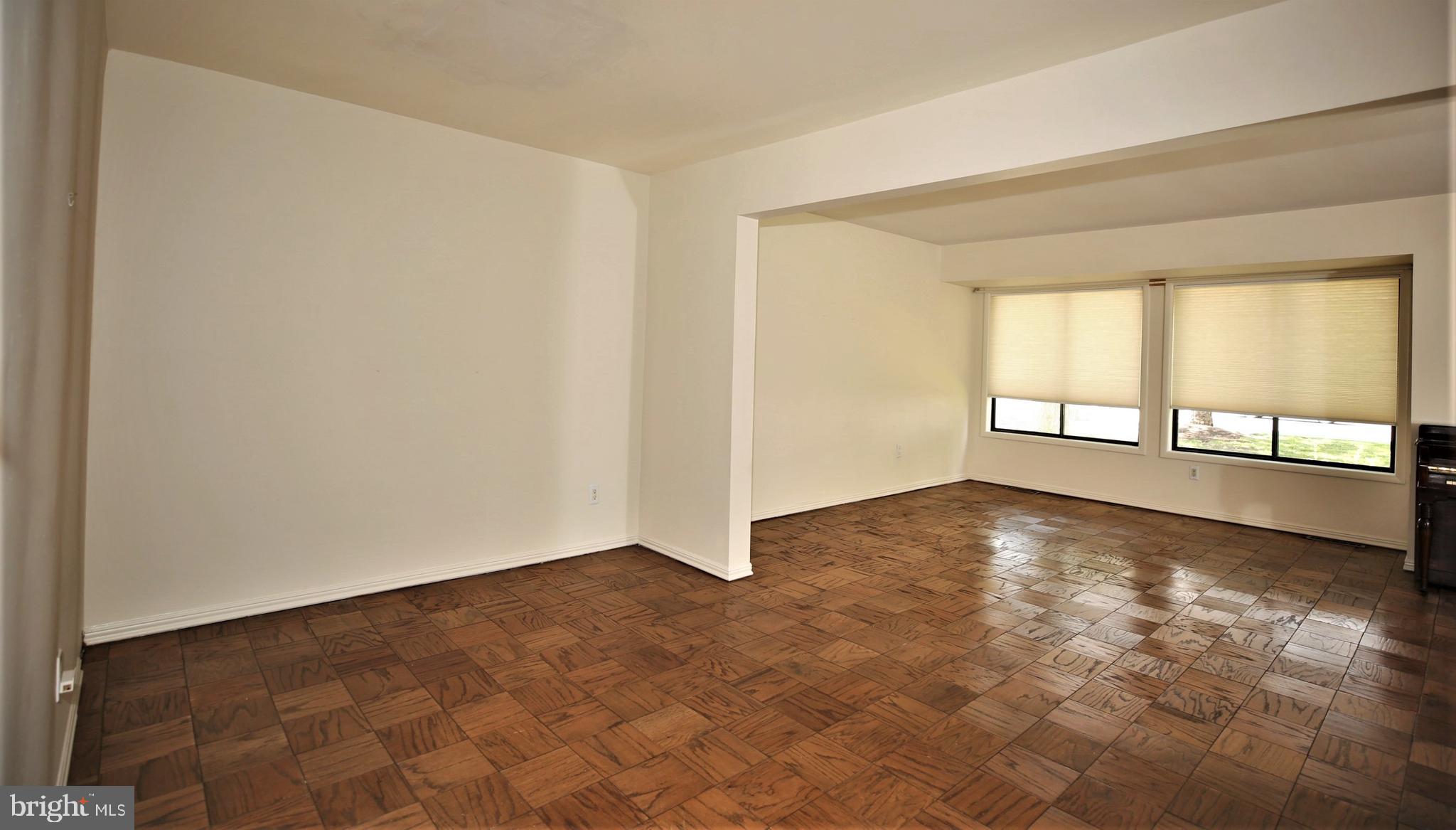 397 Bolton Road East Windsor, NJ 08520 - Photo 10 of 44 Gallery Image 10
