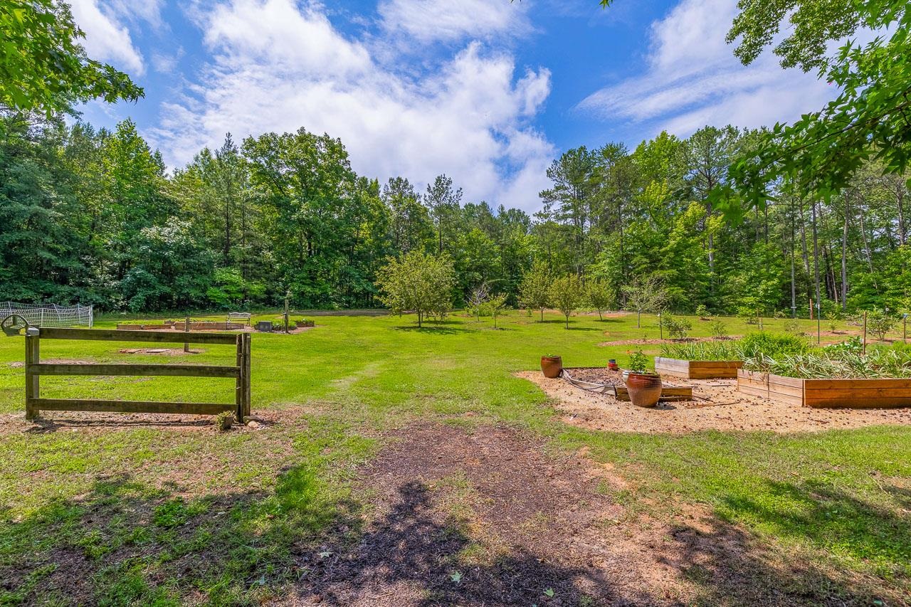 309 Evins Road Pauline, SC 29374 - Photo 8 of 35