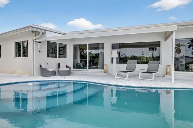 $2,200,000 | 2720 Northeast 59th Street, Fort Lauderdale, FL 33308