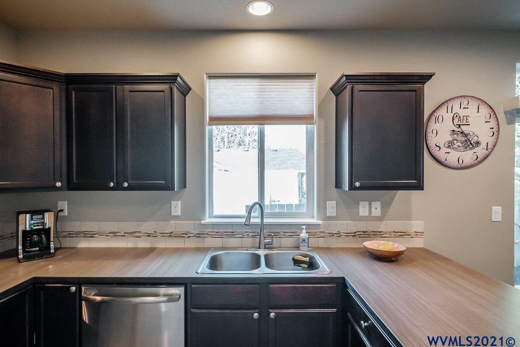 480 Adam Street Northwest Albany, OR 97321 - Photo 9 of 40 Gallery Image 9
