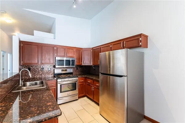 $207,300 | 2110 Los Feliz Street, Unit 2014, Las Vegas, NV 89156