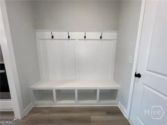 a view of walk in closet