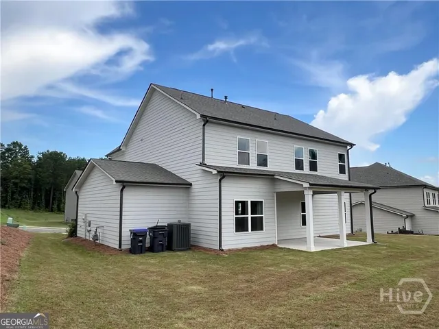 a view of an outdoor space with seating area