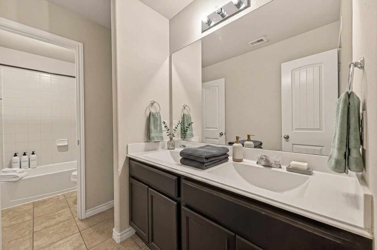 9206 Rustling Manor Lane Richmond, TX 77407 - Photo 18 of 35