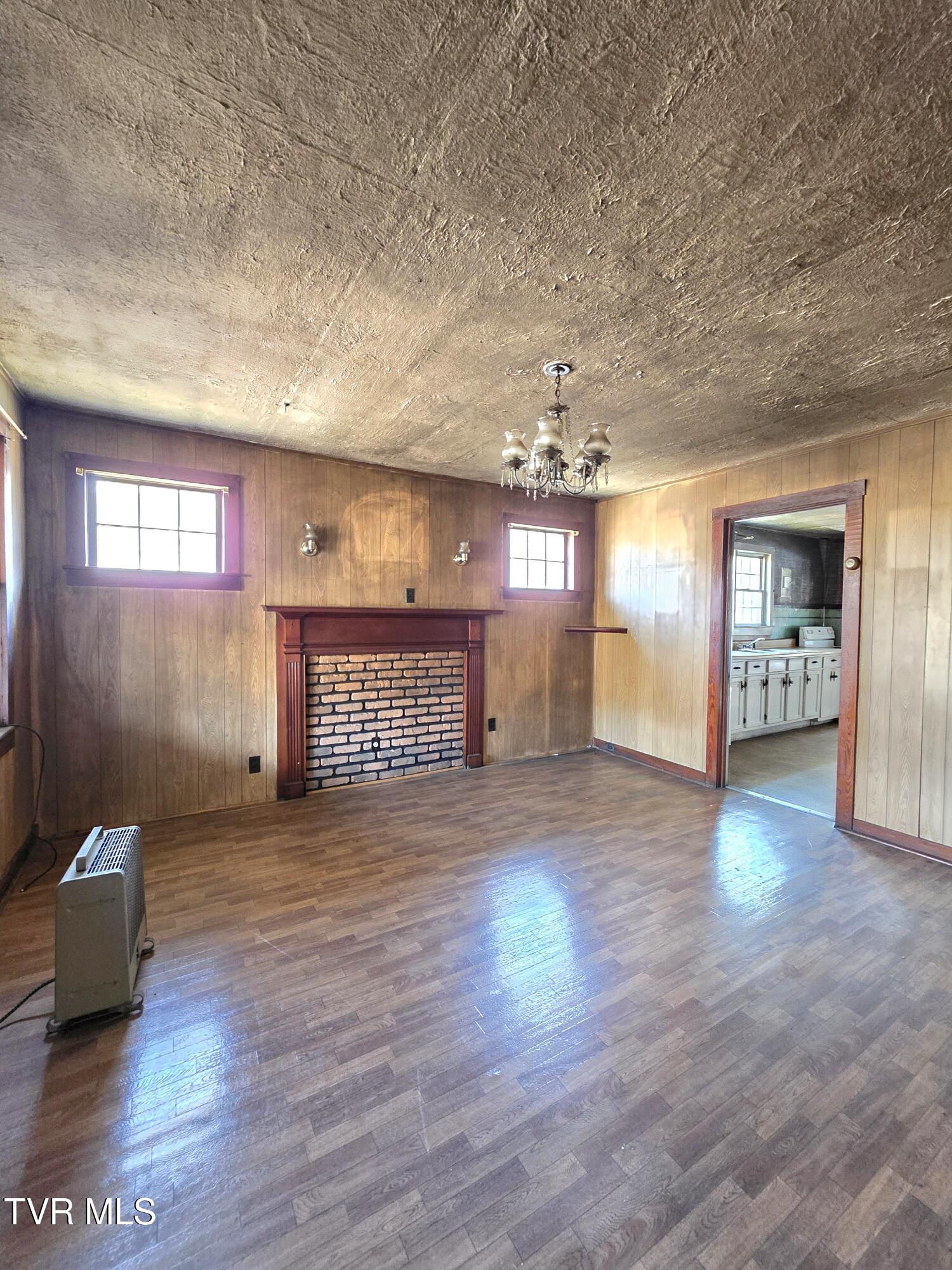 6793 Robinette Valley Road Duffield, VA 24244 - Photo 20 of 27 20260121_120736