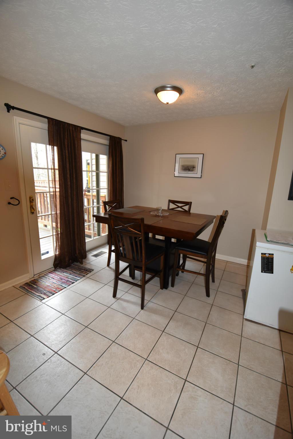 2646 Summers Ridge Drive Odenton, MD 21113 - Photo 6 of 30 Kitchen Eat in