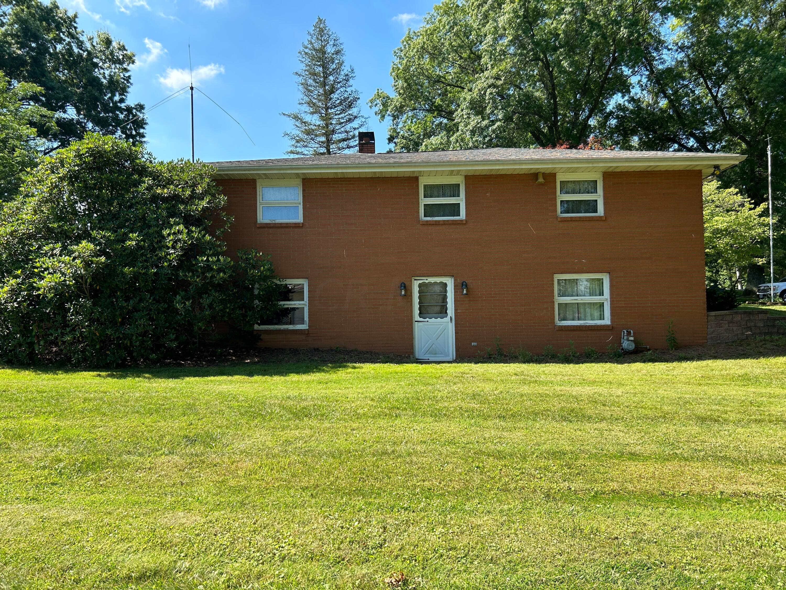 3900 Valley View Road Zanesville, OH 43701 - Photo 6 of 26 IMG_1212