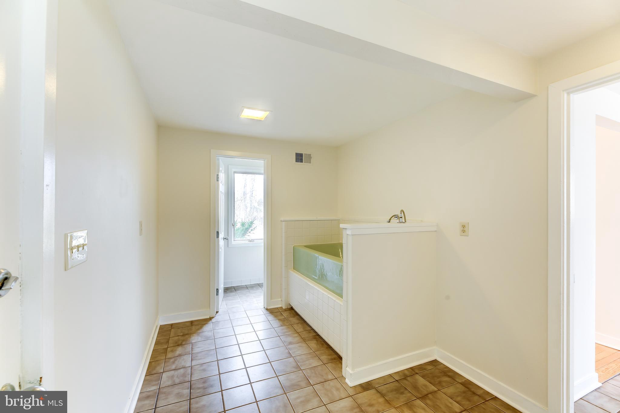 40124 New Road Aldie, VA 20105 - Photo 19 of 47 Gallery Image 19
