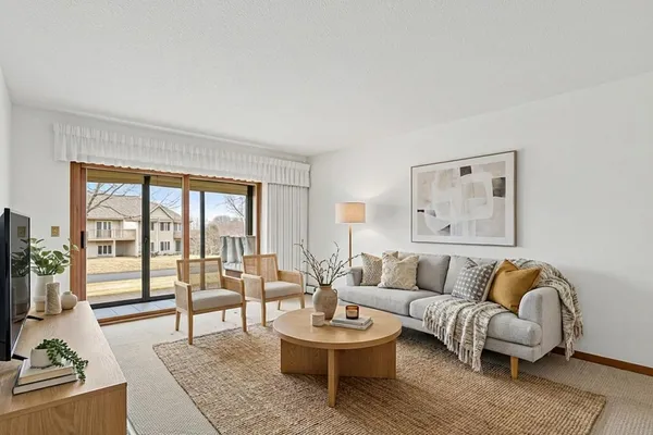 $190,000 | 4465 Trenton Lane North, Unit 103, Plymouth, MN 55442