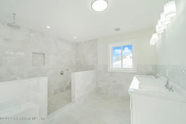 $1,499,999 | 435 Brighton Street | Tottenville