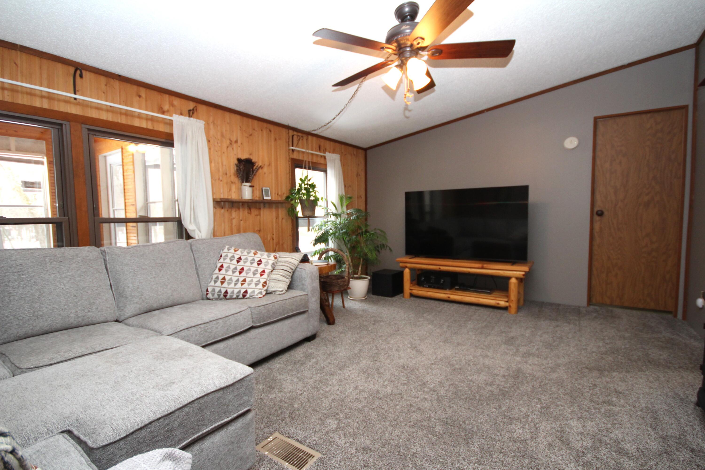 25395 Flach Road Mendon, MI 49072 - Photo 5 of 30 6