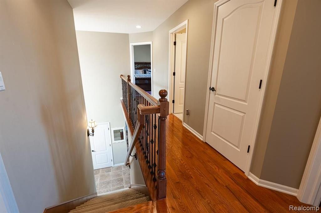 2168 East Shore Drive Rochester Hills, MI 48307 - Photo 8 of 52