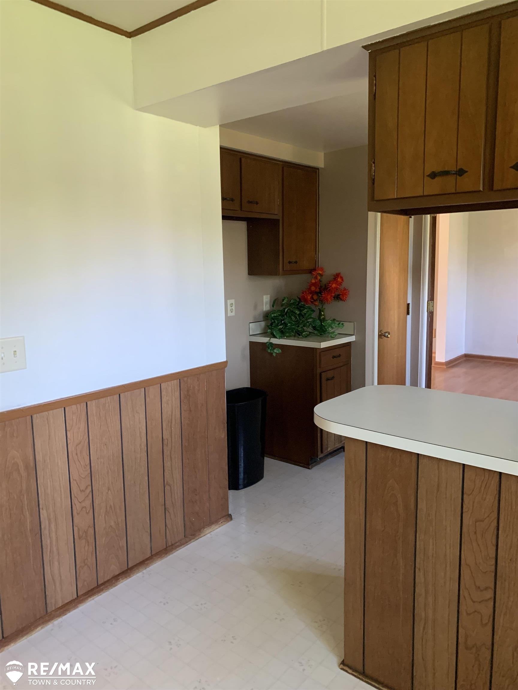 13395 Fenton Road Fenton, MI 48430 - Photo 13 of 34