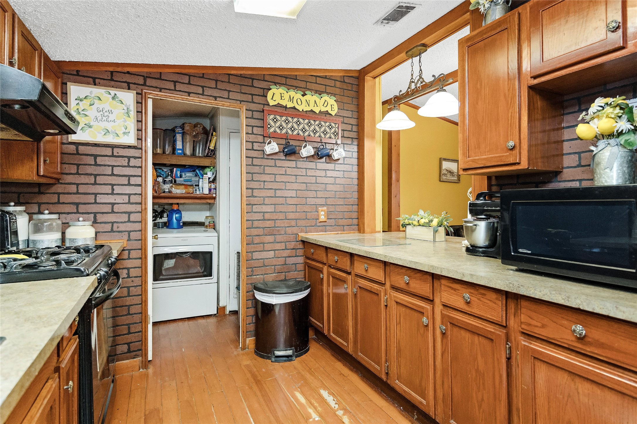 14985 Wiggins Road Conroe, TX 77302 - Photo 21 of 50 Gallery Image 21
