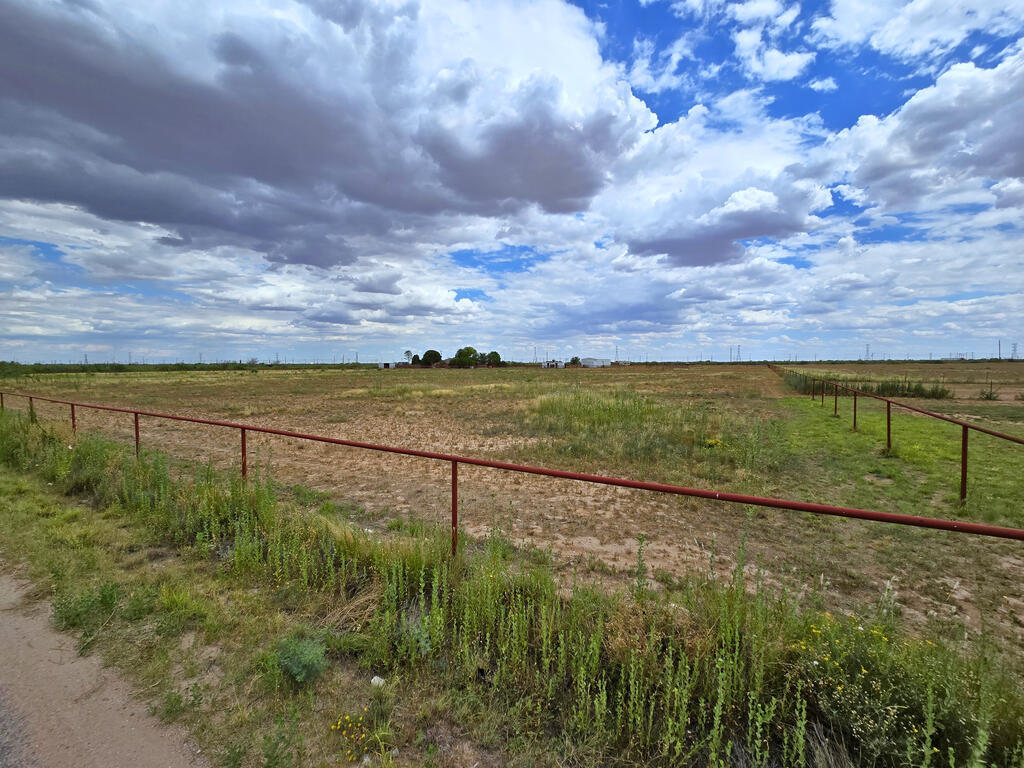 2740 County Rd C2000 Stanton, TX 79782 - Photo 4 of 30 Gallery Image 4