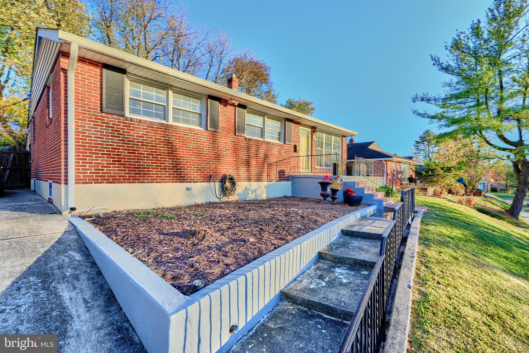7607 Knollwood Road Towson, MD 21286 - Photo 3 of 46 FRONT EXTERIOR