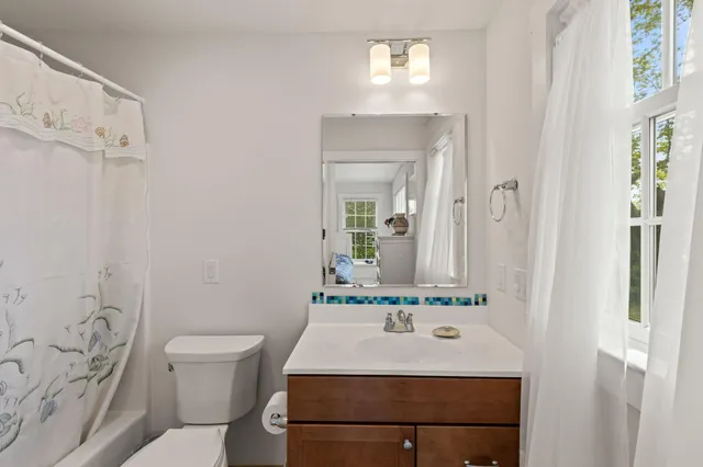 $1,970,000 | 292 Stage Harbor Road, Chatham, MA 02633