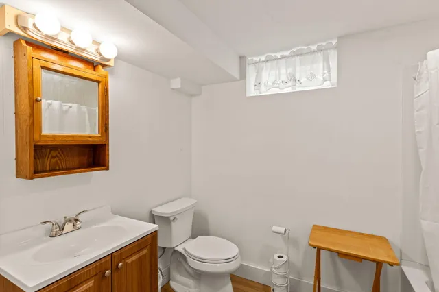 $1,970,000 | 292 Stage Harbor Road, Chatham, MA 02633